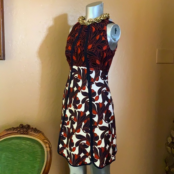 Ann Taylor Floral Tapestry Dress.  Sz 0 - Picture 3 of 5